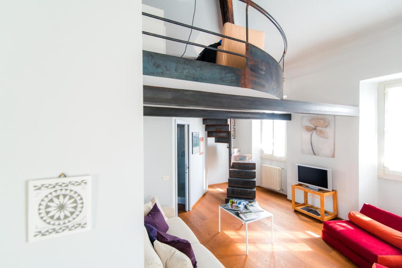Apartmán Antica Via Volta - The House Of Travelers Como Exteriér fotografie